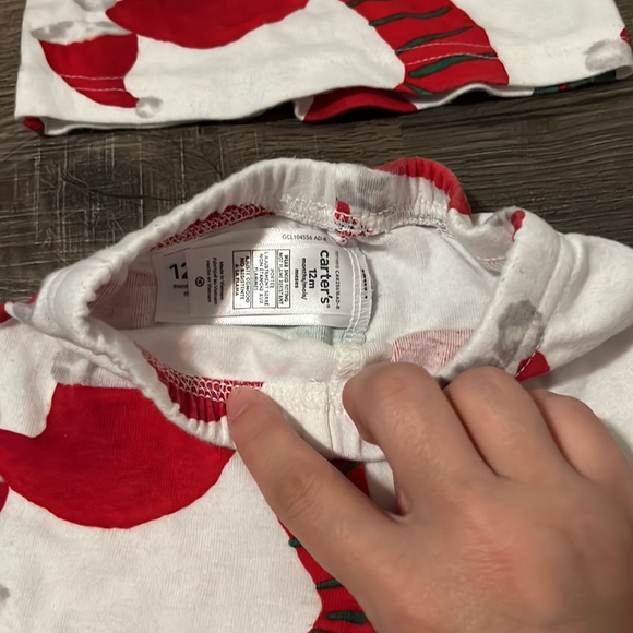 2/20 Carters Christmas Pajamas size 12Months - Picture 2 of 6